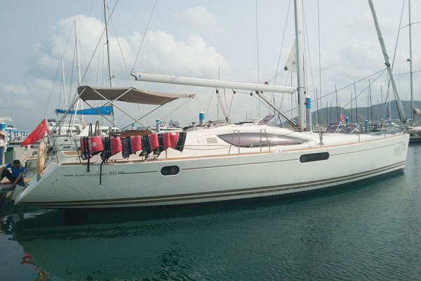 Jeanneau 50DS