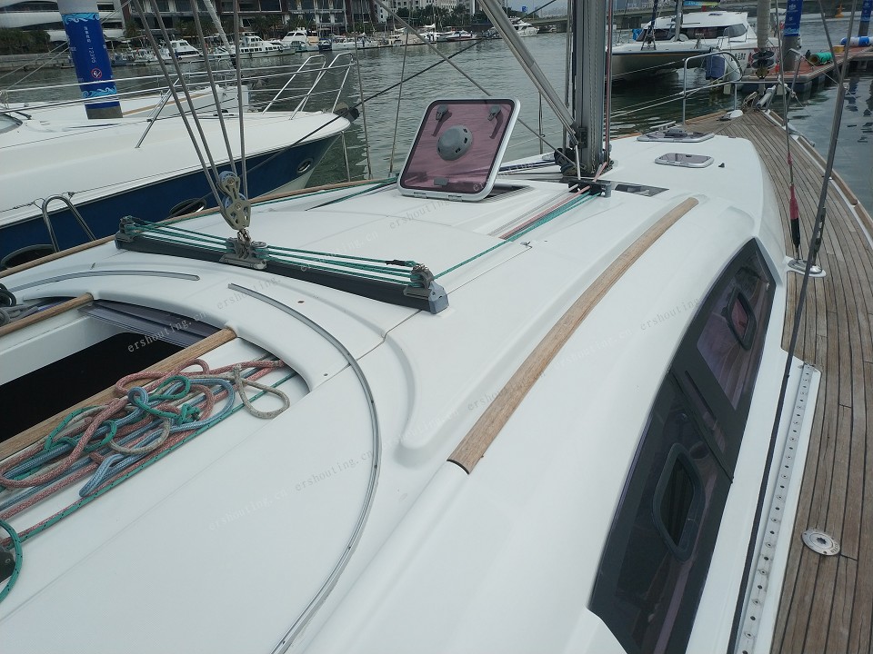 Beneteau Oceanis 43