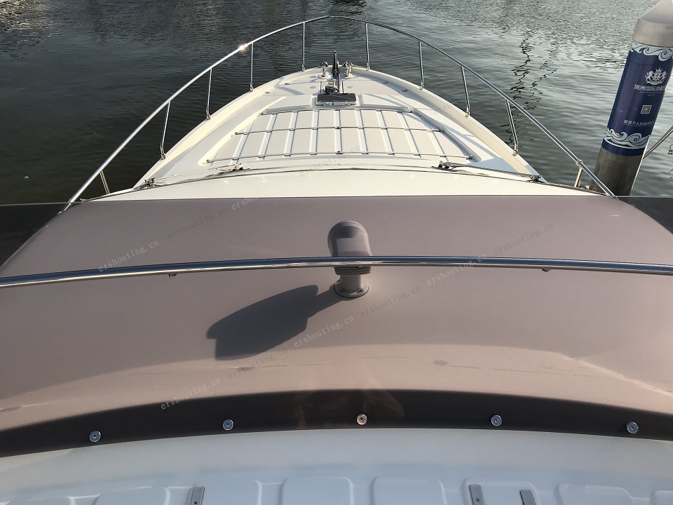 Ferretti 620