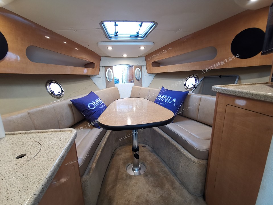 Rinker 290